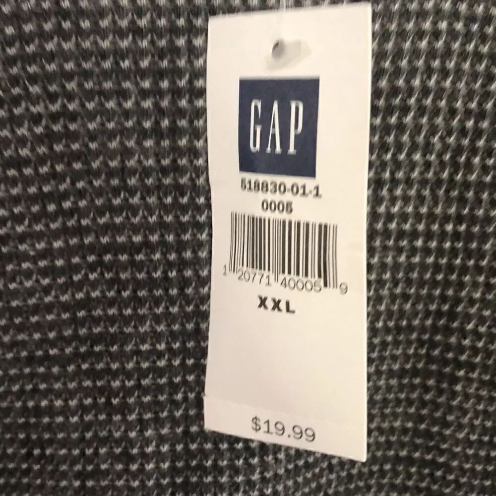 NWT Gap Heathered gray thermal shirt. Size XXL - Picture 2 of 4